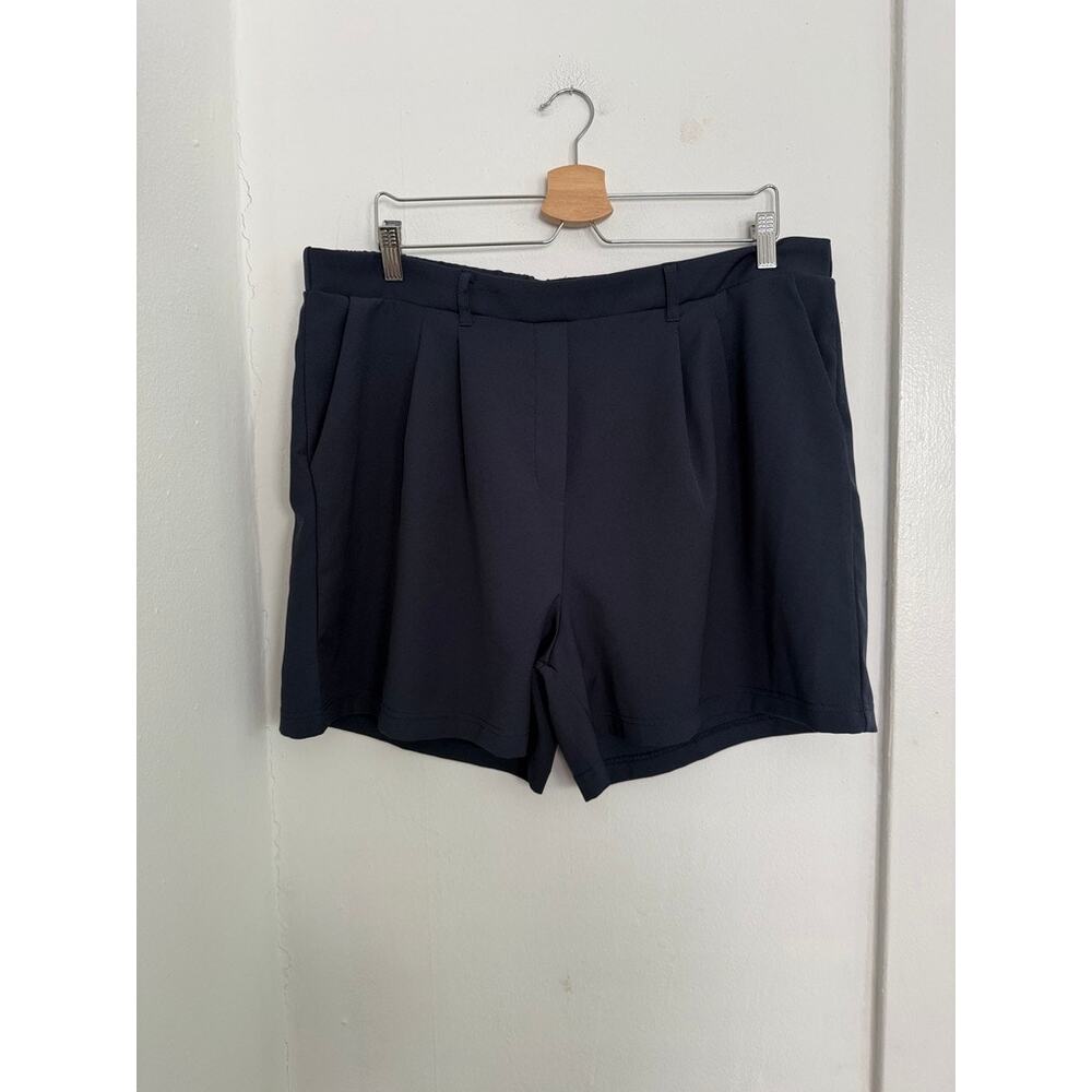 32 Degrees Cool Women's Black Polyester Blend Shorts | Size XL